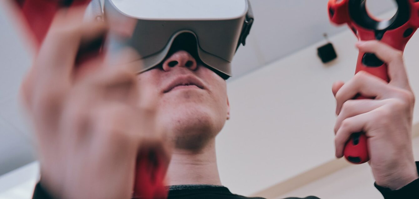 maxim-tolchinskiy-v3z79Wzs9kA-unsplash 1 maxim-tolchinskiy-v3z79Wzs9kA-unsplash 1